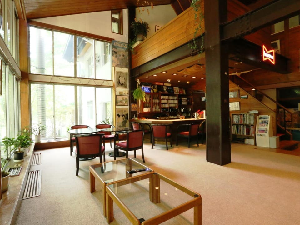 Communal lounge/ TV room