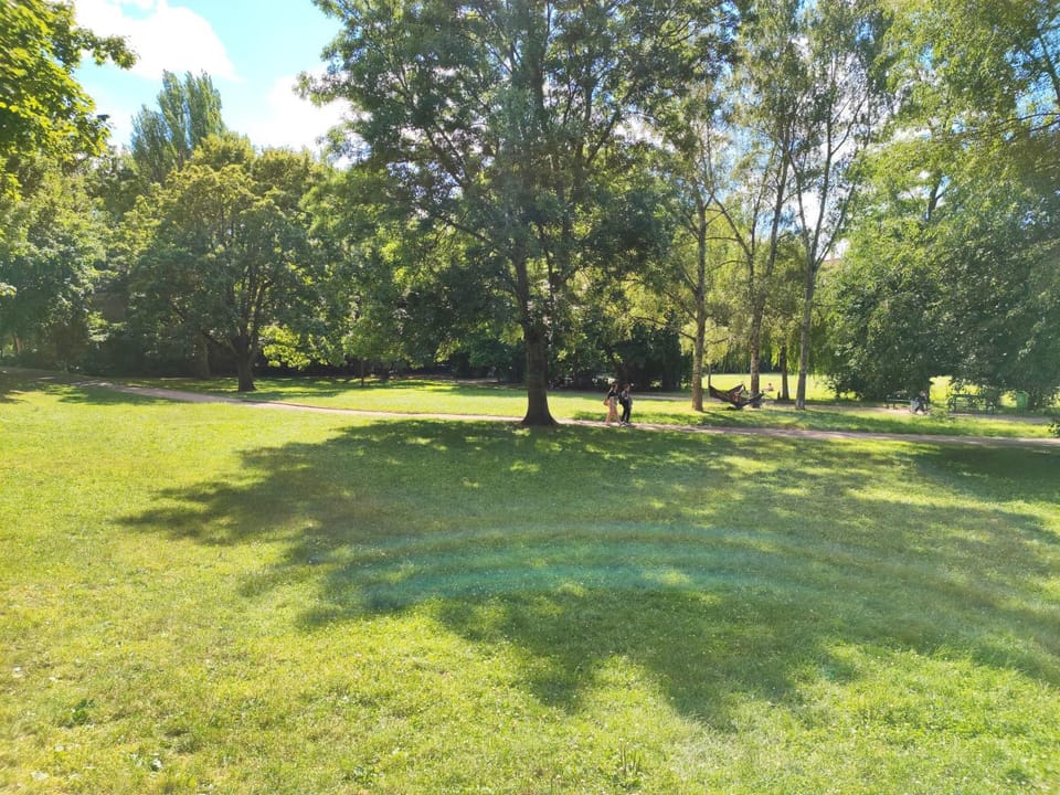 Off site, Garden view, Street view