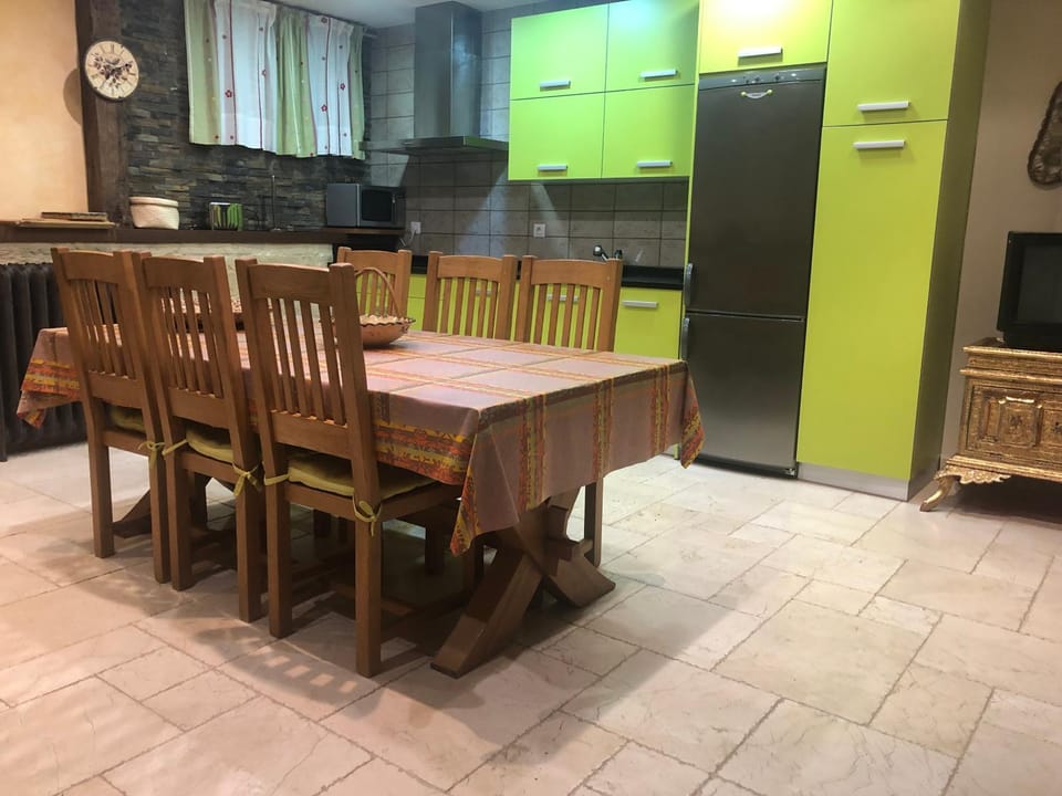 Apartamento con jardin Apartment in La Rioja