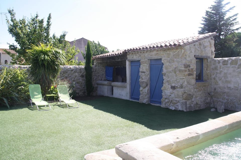 Aux Pots Bleus Bed and Breakfast in Occitanie