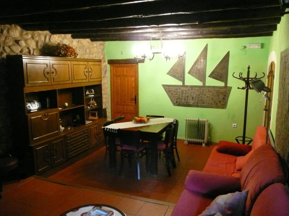 CAN TRAVÉ House in Alt Empordà