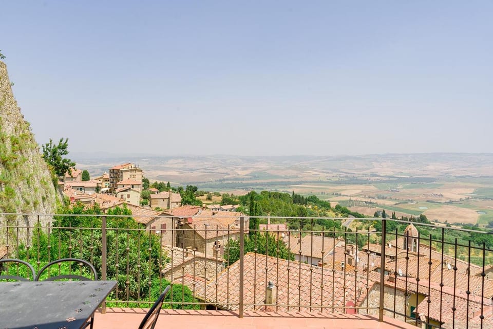 Ermione Apartment in Tuscany