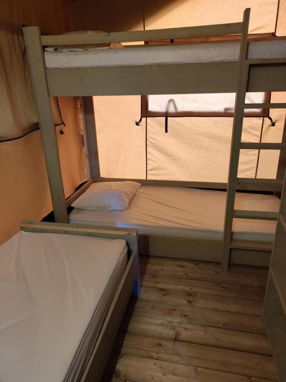 Camping Le Mouliat Campground/ 
RV Resort in Occitanie