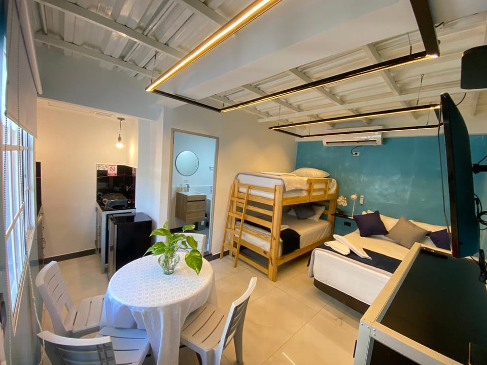 AL HAMRA Inn in San Andres