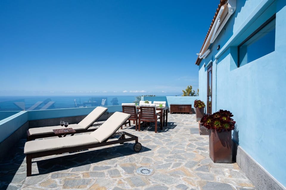 Patio, Day, Natural landscape, Balcony/Terrace, Sea view, sunbed