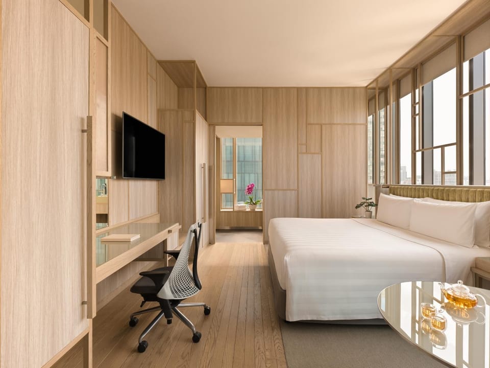Bed, Living room, Photo of the whole room, Bedroom