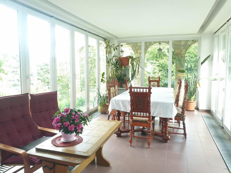 Rapsodia Pension Bed and Breakfast in Romania