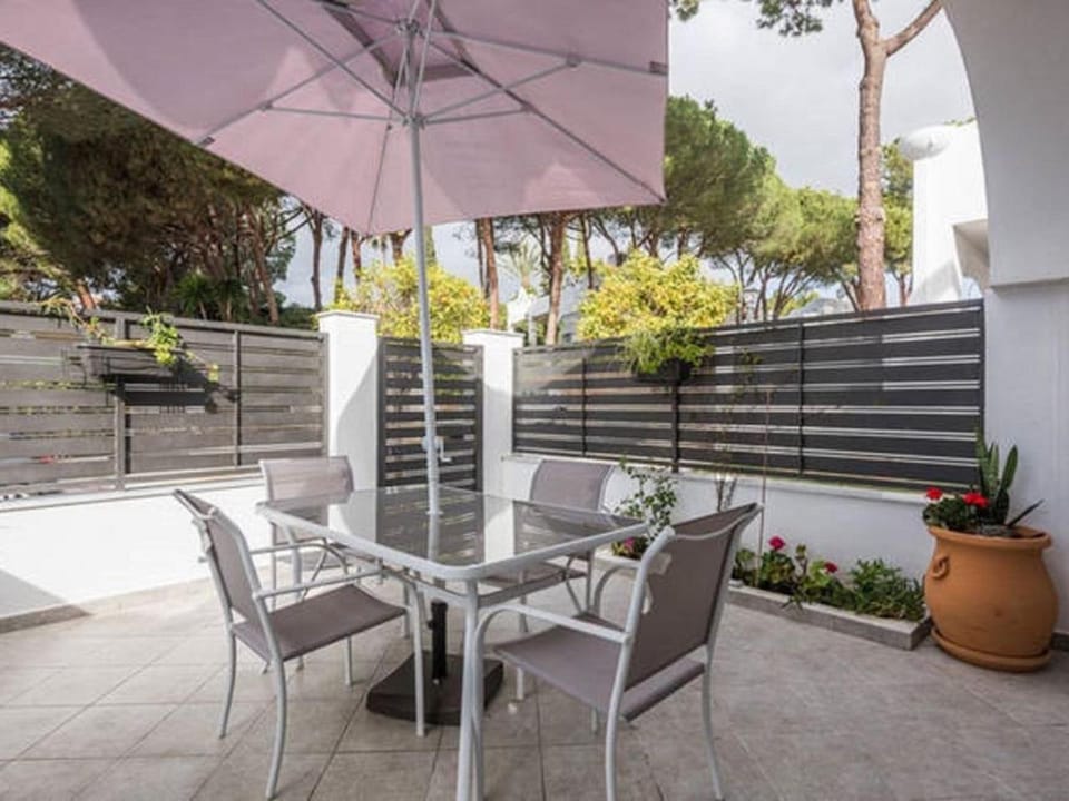Patio, Garden, Garden, Balcony/Terrace, Balcony/Terrace, Seating area, Dining area