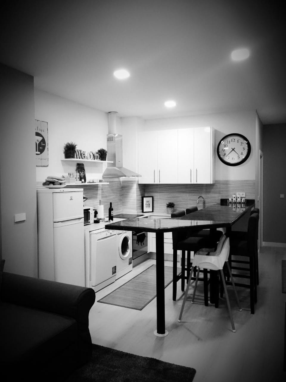 Coffee/tea facilities, Kitchen or kitchenette, Living room, Dining area