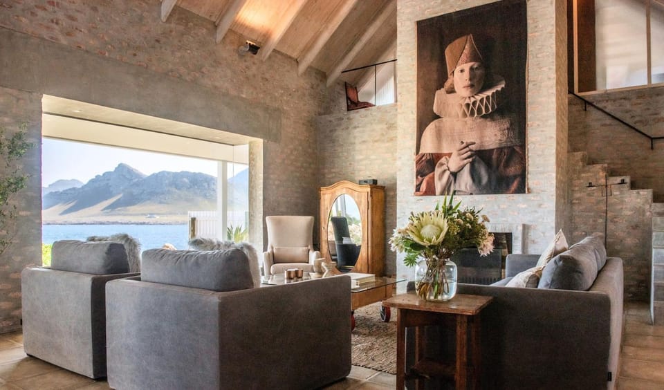 Natural landscape, Living room, Seating area, Mountain view, Sea view, Sea view