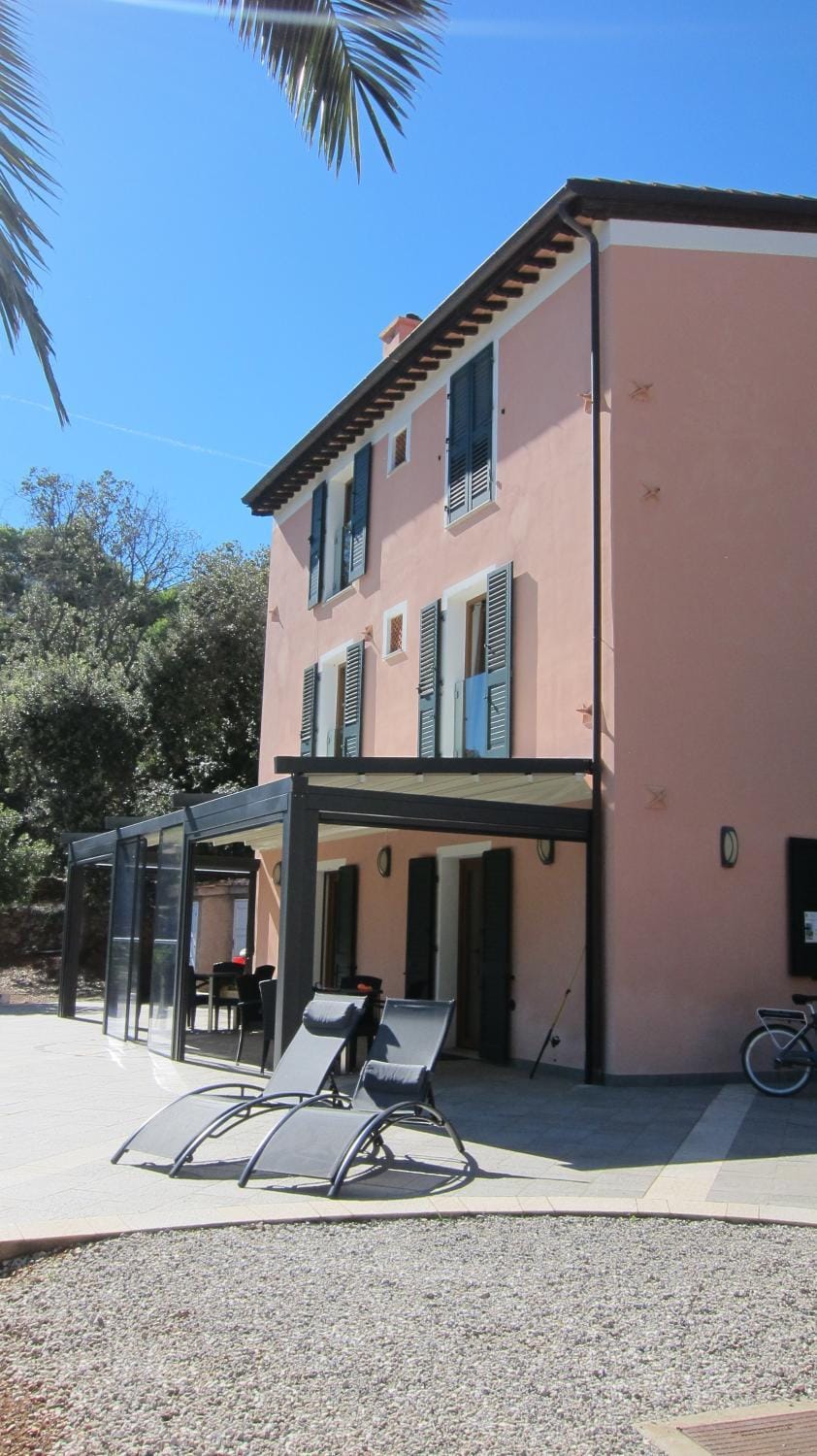 Property building, Patio
