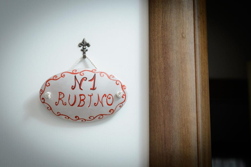 Logo/Certificate/Sign