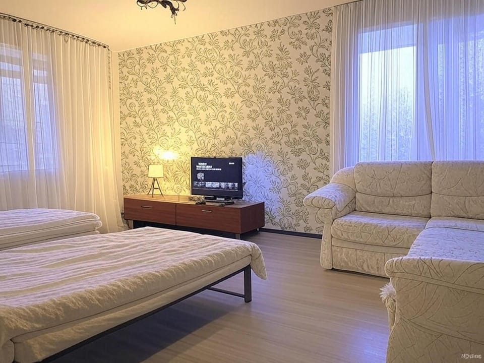 Самий центр, стоянка, видаємо звітні документи Майдан Незалежності Apartment in Ukraine