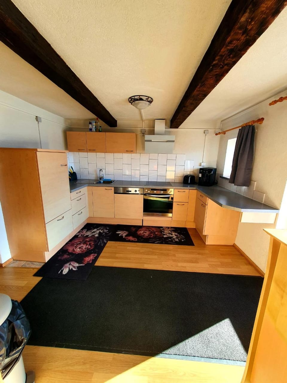 Coffee/tea facilities, Balcony/Terrace, Communal kitchen, dishwasher, internet, kitchen