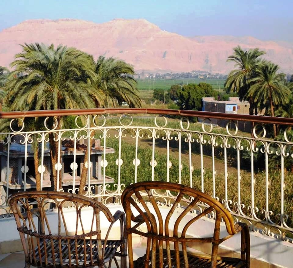 Balcony/Terrace, Balcony/Terrace, Mountain view