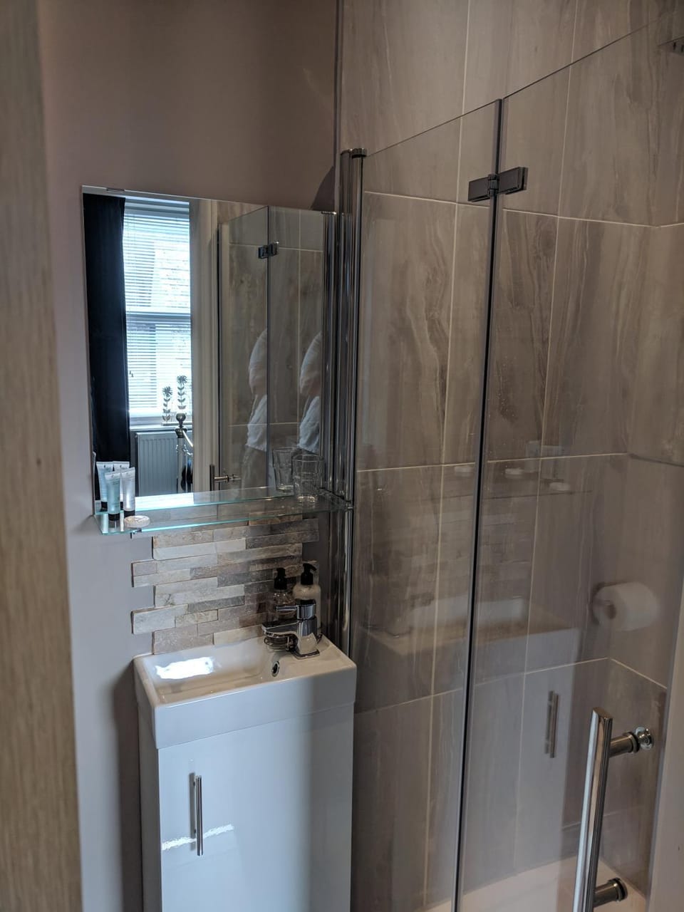 Shower, Bathroom