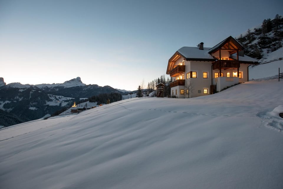 Property building, Winter