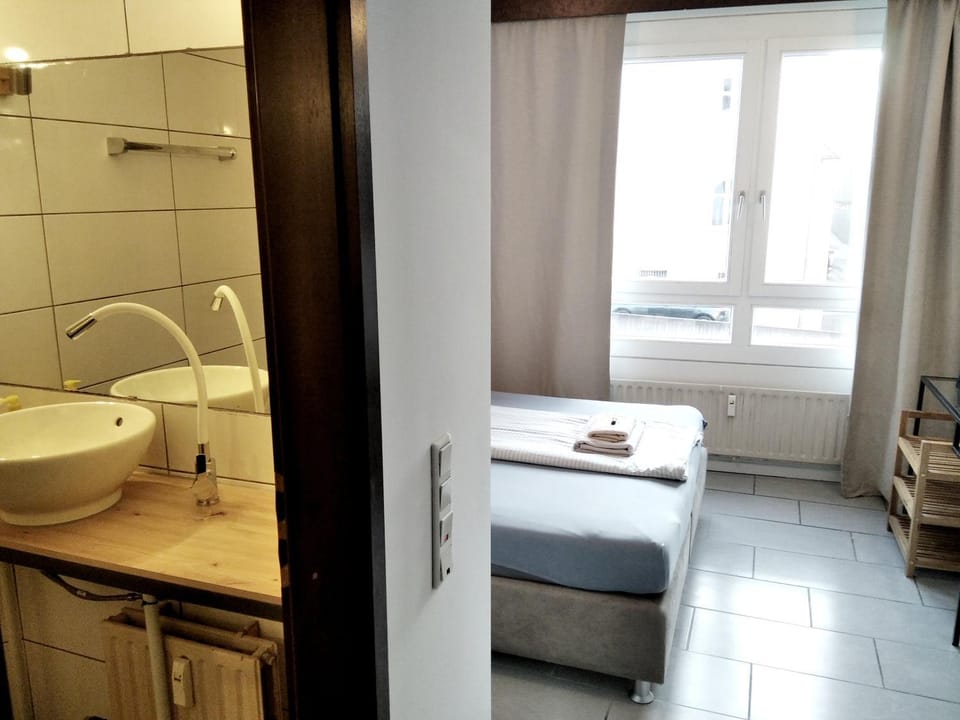 Sroom 118 and 119 in Center Bed and Breakfast in Reutlingen