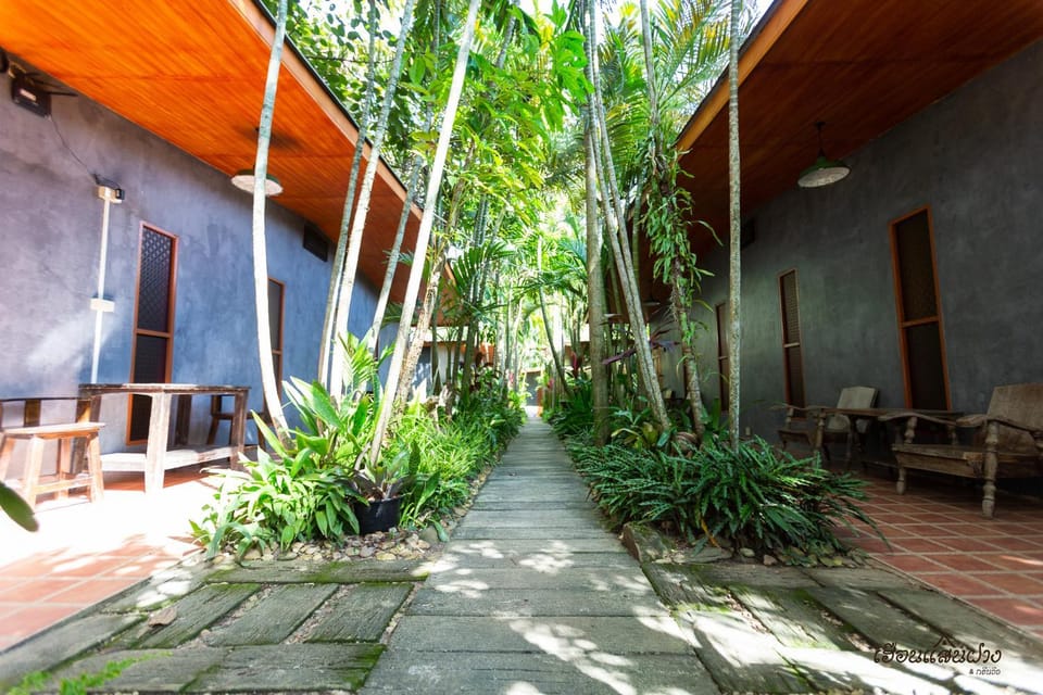 Huen San Fang hotel โรงแรมเฮือนแสนฝาง Villa in Thailand