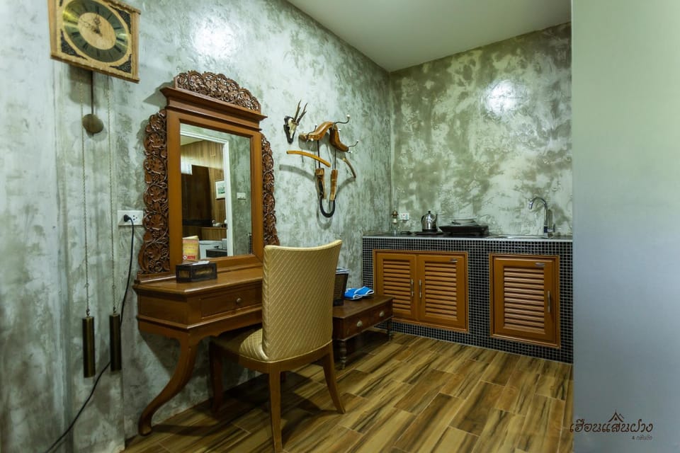 Huen San Fang hotel โรงแรมเฮือนแสนฝาง Villa in Thailand