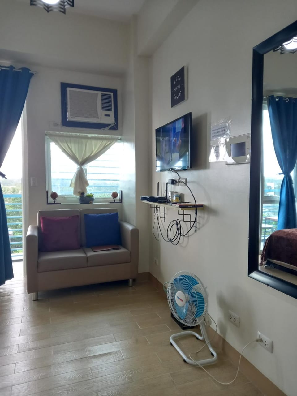 Studio Unit, Homely Condo at One Madison Place near Iloilo Business Park PH. Apartment in Iloilo City