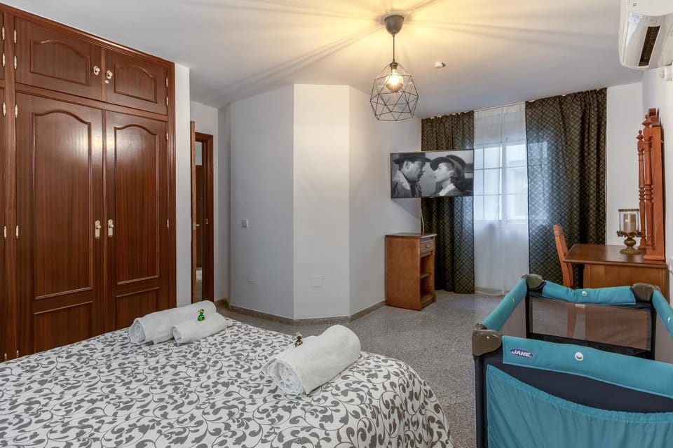 TV and multimedia, Photo of the whole room