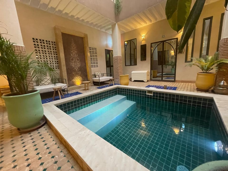 Swimming pool