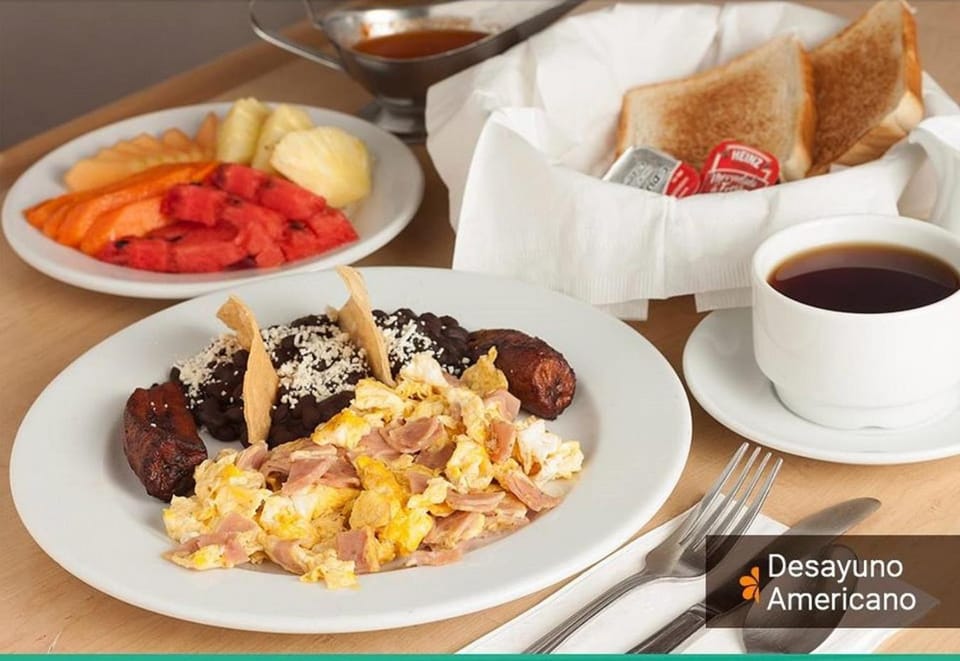 Breakfast, American breakfast