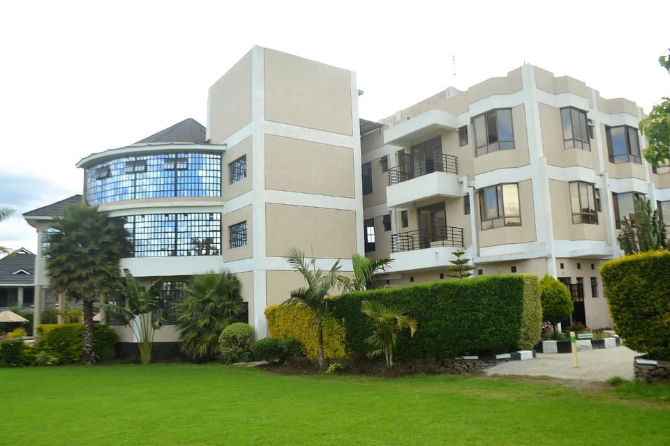 Property building, Day