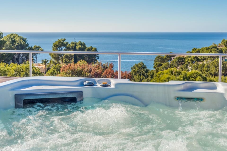 Casa Blanca En Bella Vista Villa in Serra de Tramuntana