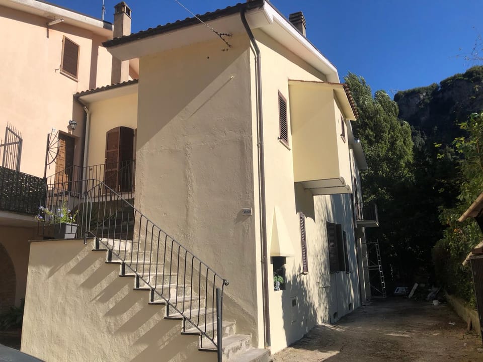 Rifugio della Cascata House in Umbria