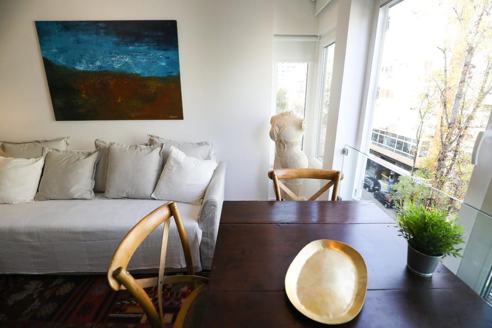 Living room, Dining area, Street view