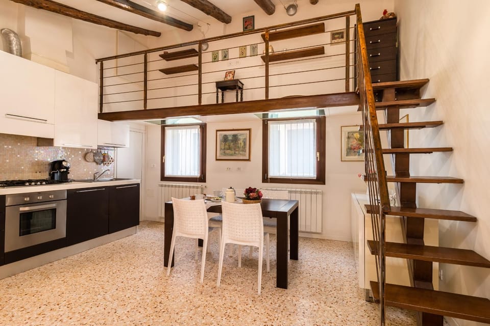 Kitchen or kitchenette, Living room, Photo of the whole room, Dining area