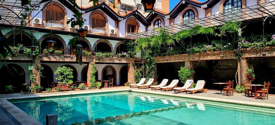 Property building, Day, Garden, Garden view, Pool view, Swimming pool, sunbed