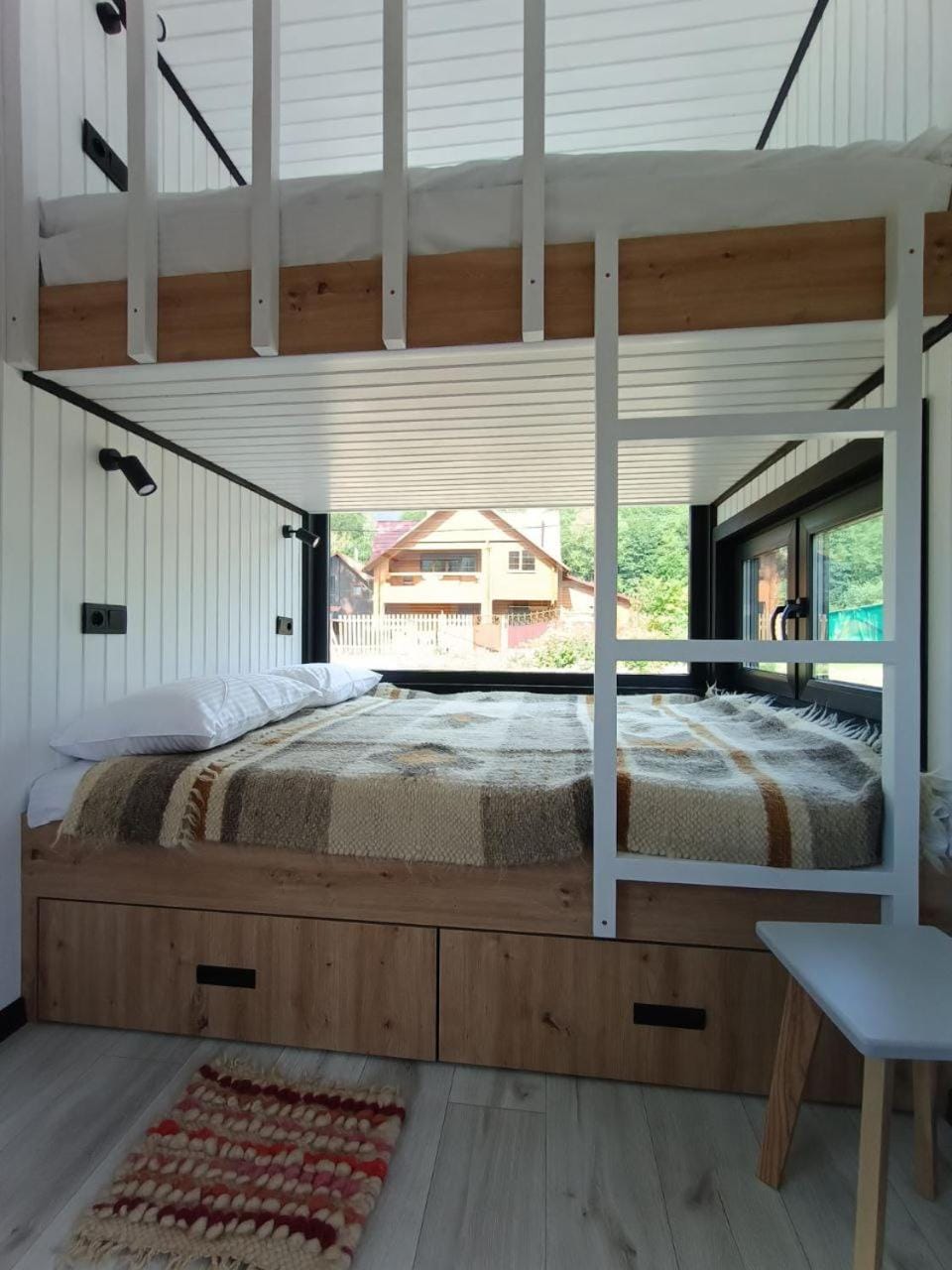 Bed, Photo of the whole room, Bedroom, bunk bed
