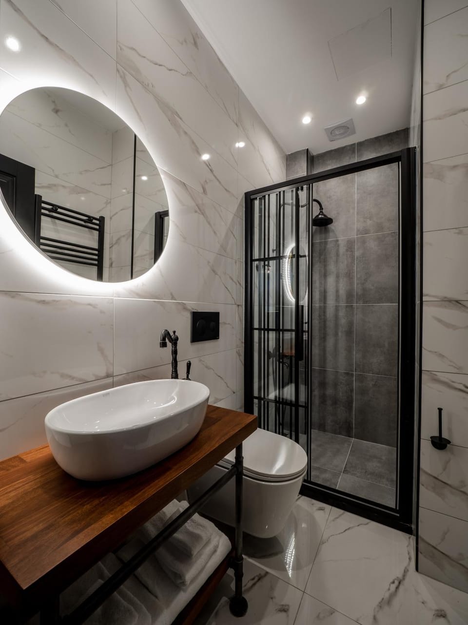 Shower, Toilet, Bathroom