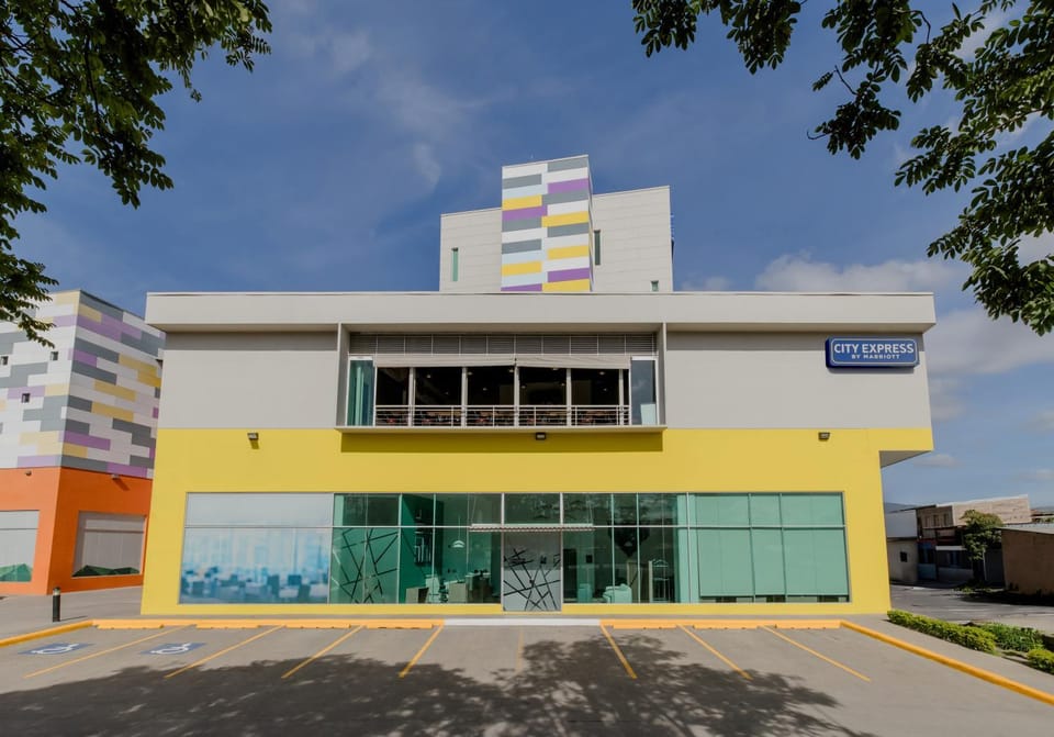 Property building, Day