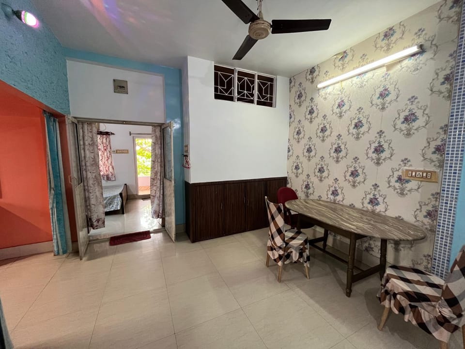 Peaceful Living Vacation rental in Kolkata