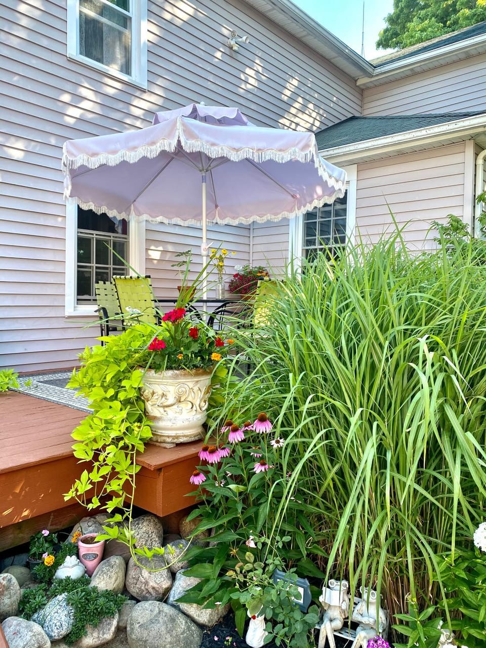 The Bella Ella Bed and Breakfast Bed and Breakfast in Finger Lakes