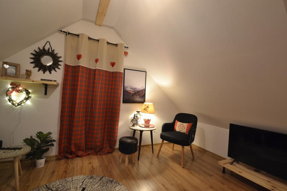 Golden Mountain Apartment in Lower Silesian Voivodeship