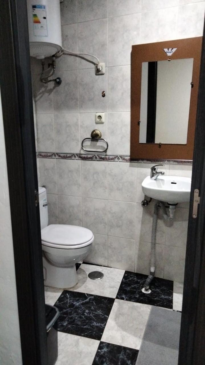 Shower, Toilet, Bathroom