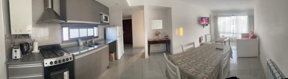 Kitchen or kitchenette, Living room, Dining area, minibar
