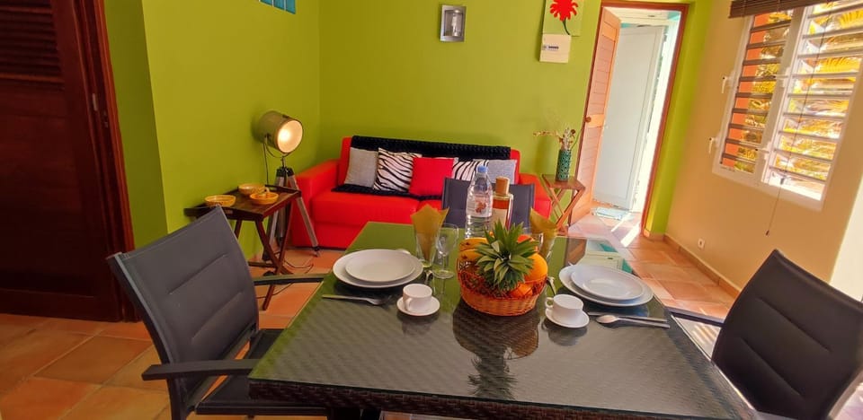T2 D'ALICE SAINTE ANNE CENTRE Apartment in Sainte-Anne