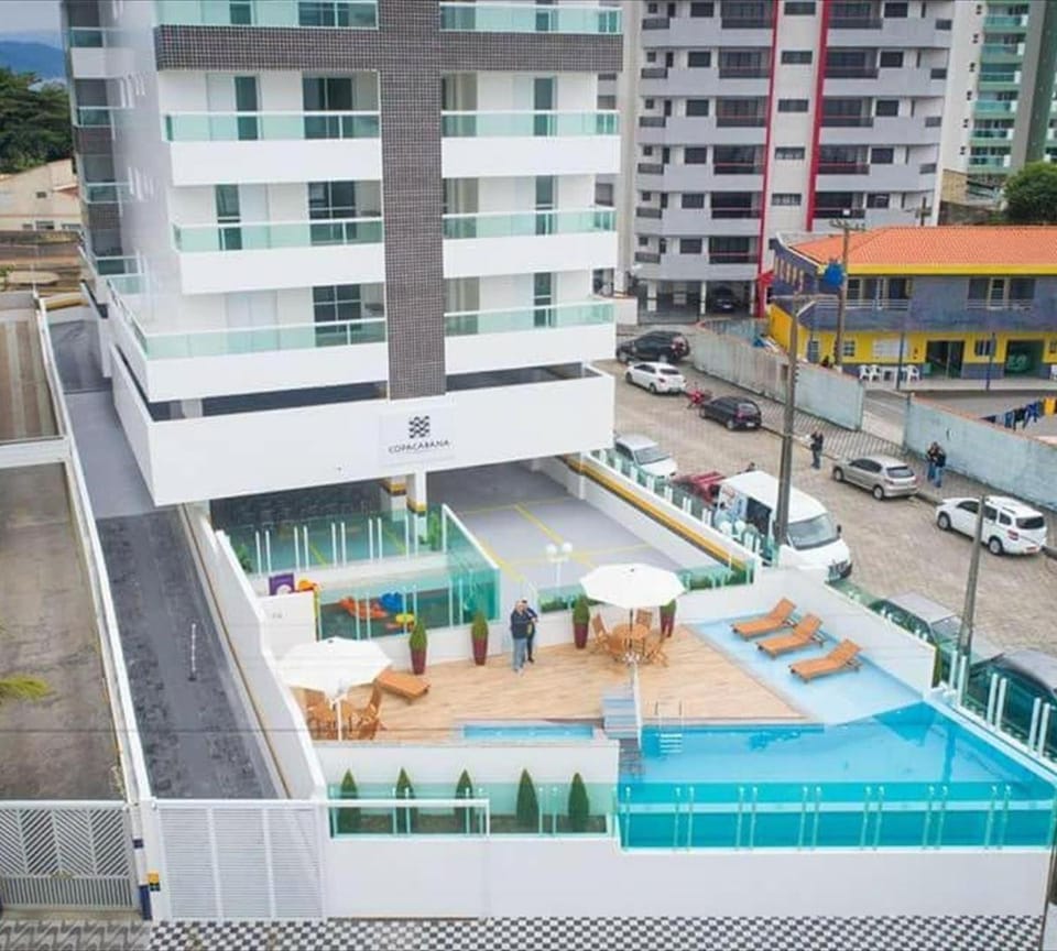 Edifício Copacabana frente para mar Apartment in Itanhaém