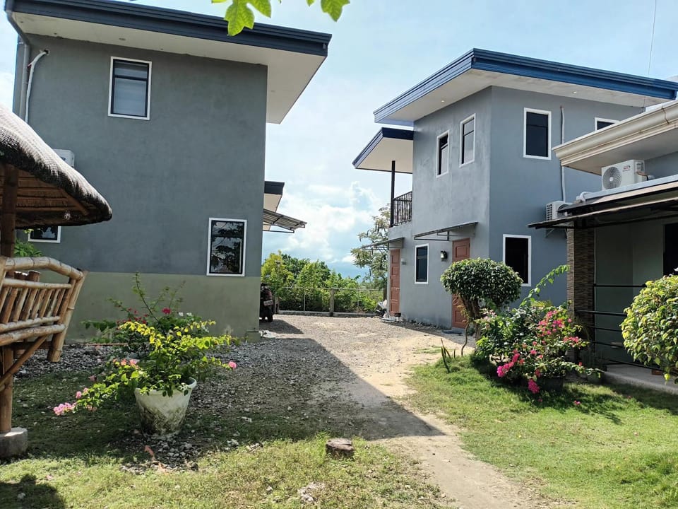 Grae’s Apartelle Hostel in Central Visayas