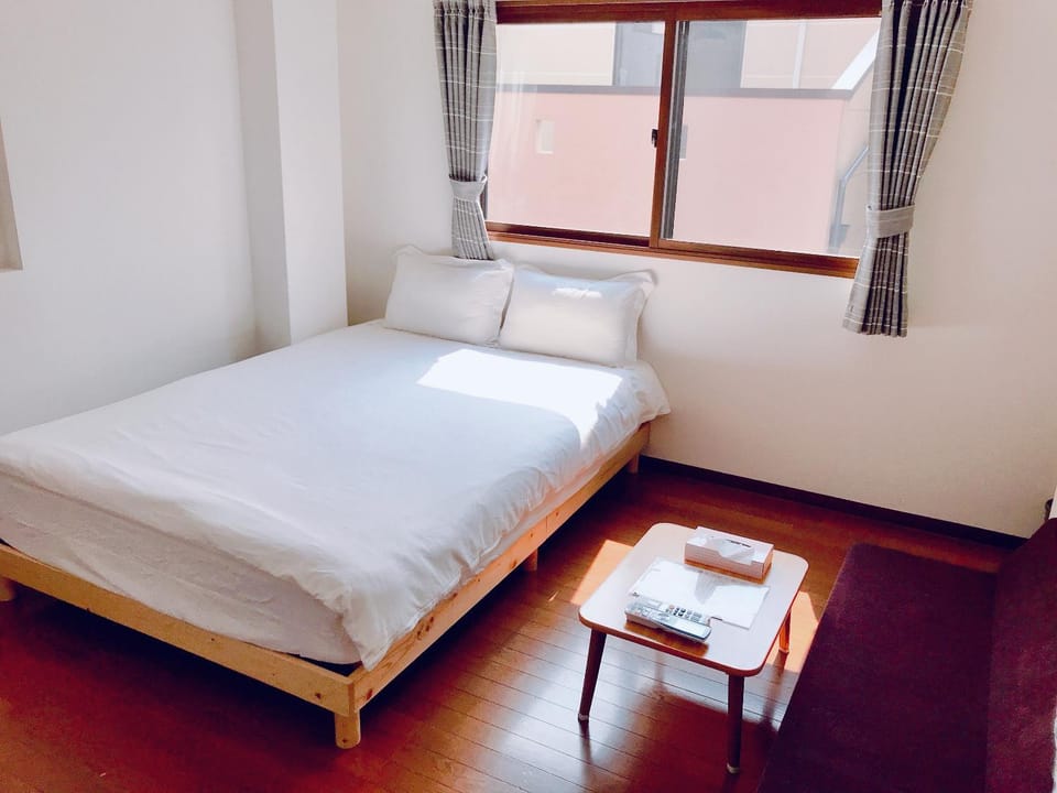 Osaka Sinsei Guest House Daikokukan Vacation rental in Osaka