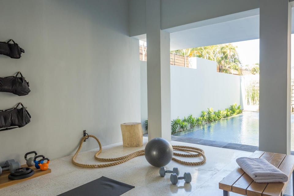 Fitness centre/facilities, Swimming pool