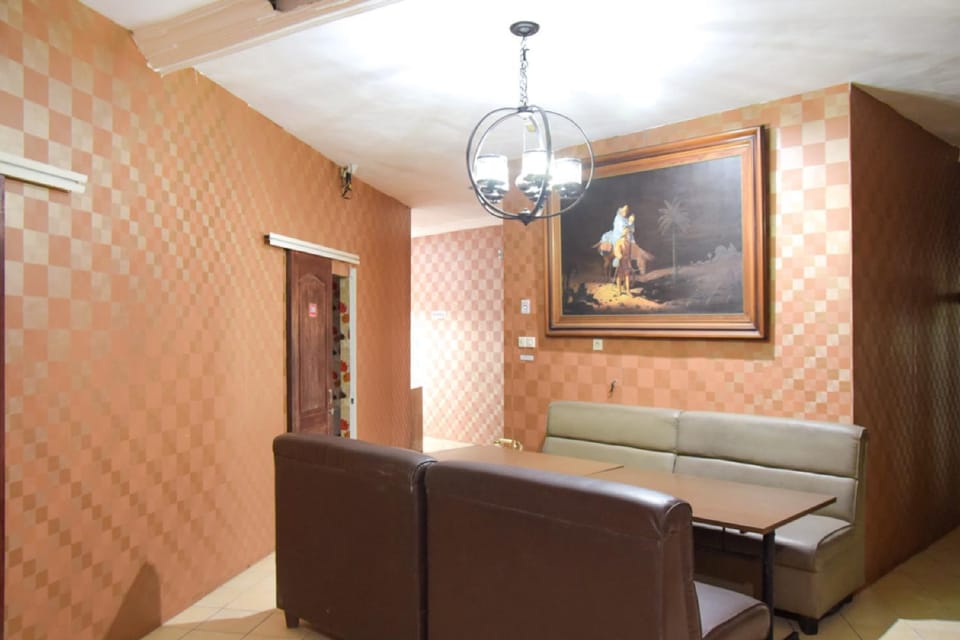 Living room, Seating area, Area and facilities