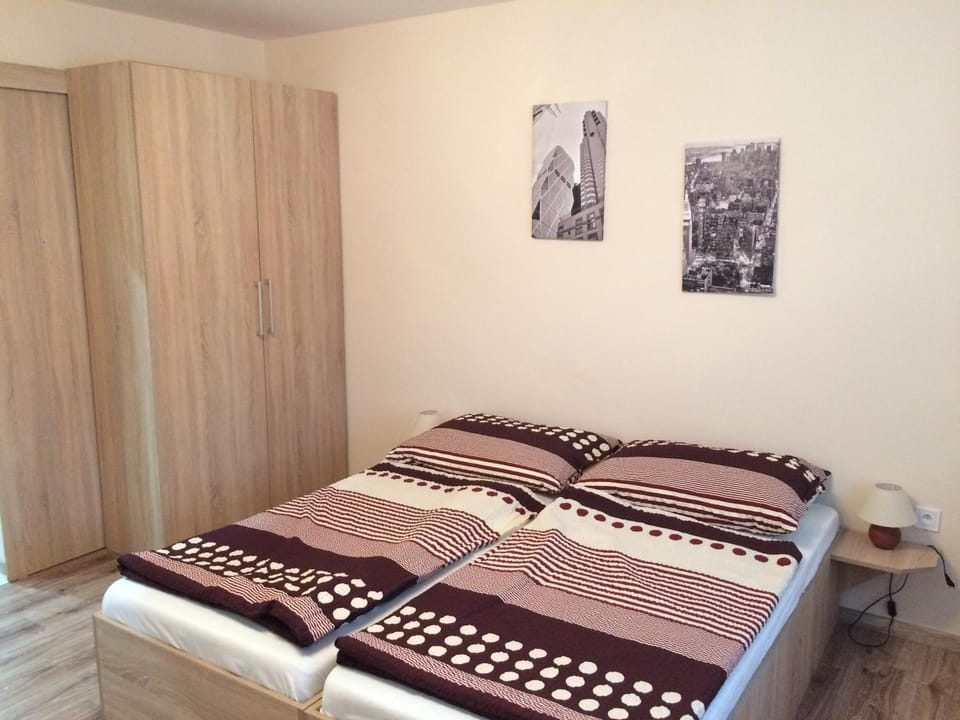 SUNNY Apartman Bed and Breakfast in Slovakia
