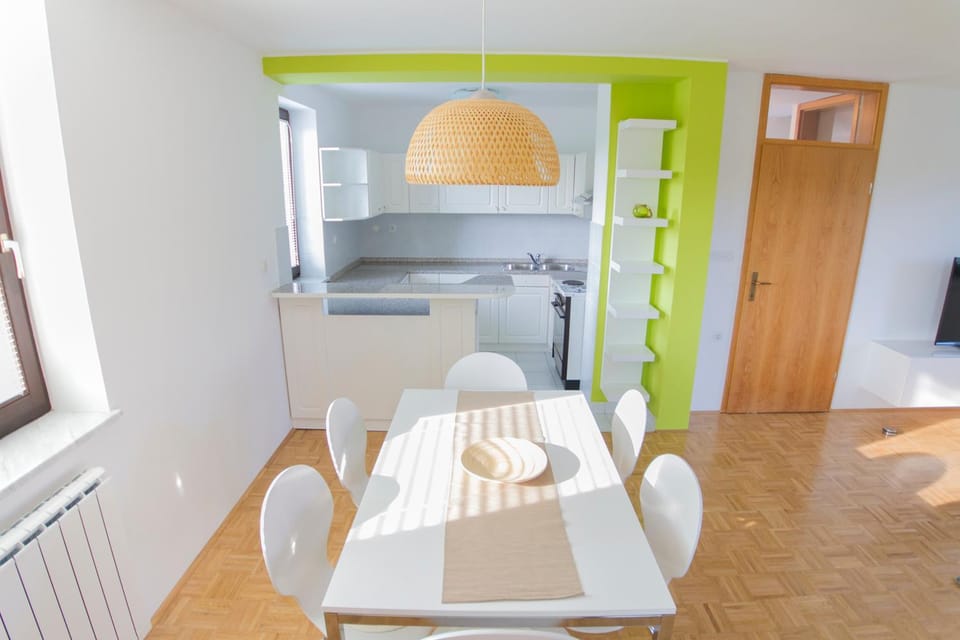 D&J house House in Slovenia